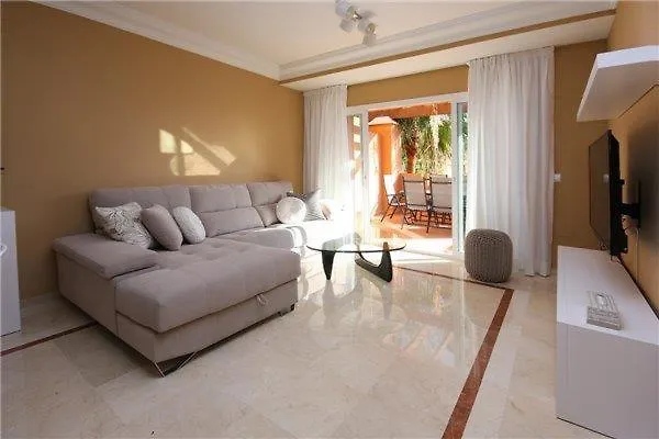 Terracota Apartment Estepona